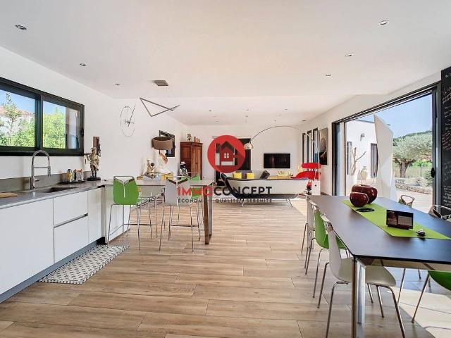 Maison vente à Nîmes, Tavel