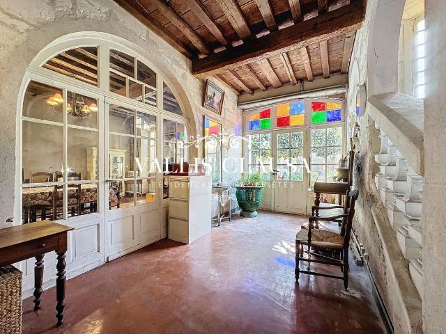 Maison vente à Villeneuve-lès-Avignon, Gard