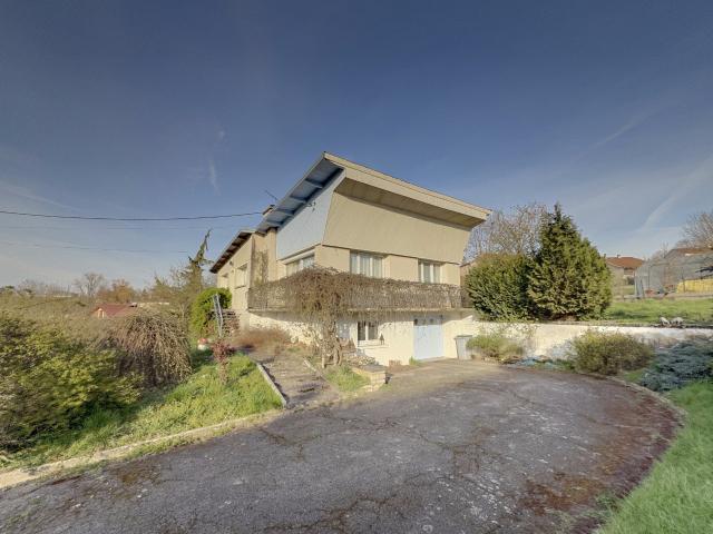 Maison vente à Neufchâteau, Esley