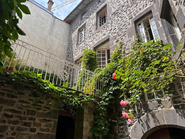 Maison vente à Saint-Flour, Saint-flour