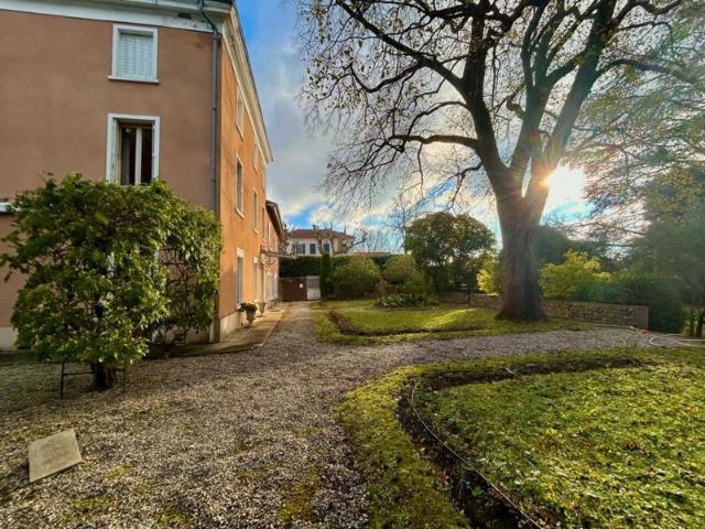 Maison vente à Valence, Chanos-curson