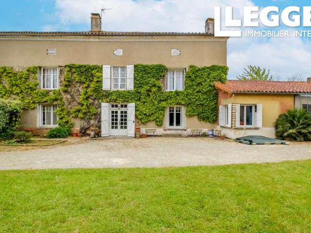 Maison vente à Saint-Jean-d'Angély, Villiers-couture