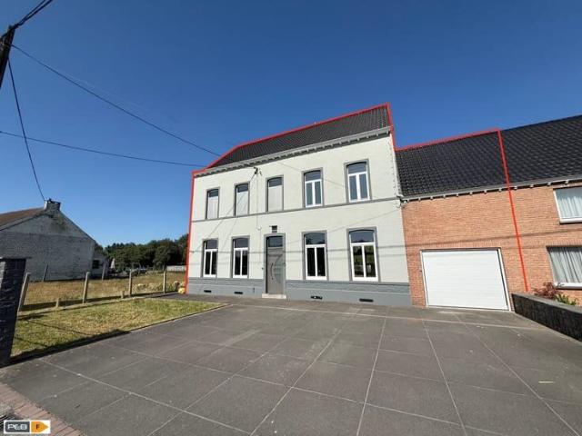 Maison location à Lessen, Wallonie