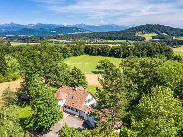 Einfamilienhaus kaufen in Savigny, Waadt