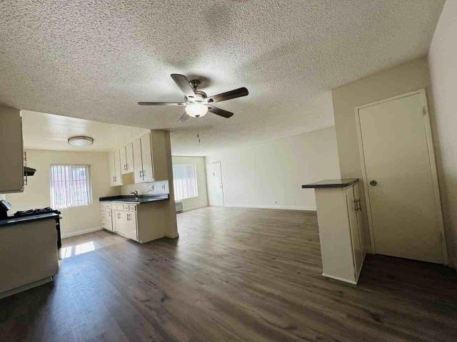 Apartment for rent in North Hollywood Neighborhood Council District, Canoga Park