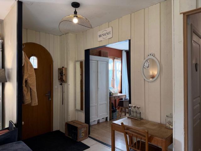 Maison vente à Bernay, Bazoques