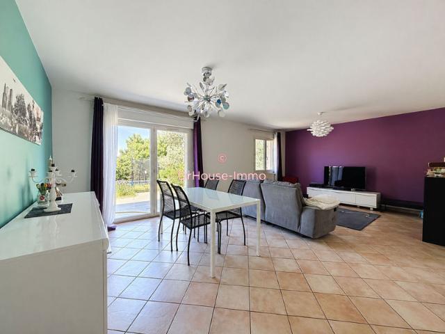 Maison vente à Périgueux, Atur