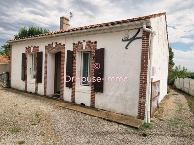 Maison vente à Fontenay-le-Comte, Saint-denis-du-payré