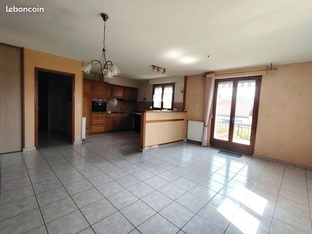 Maison vente à Lons-le-Saunier, Equevillon