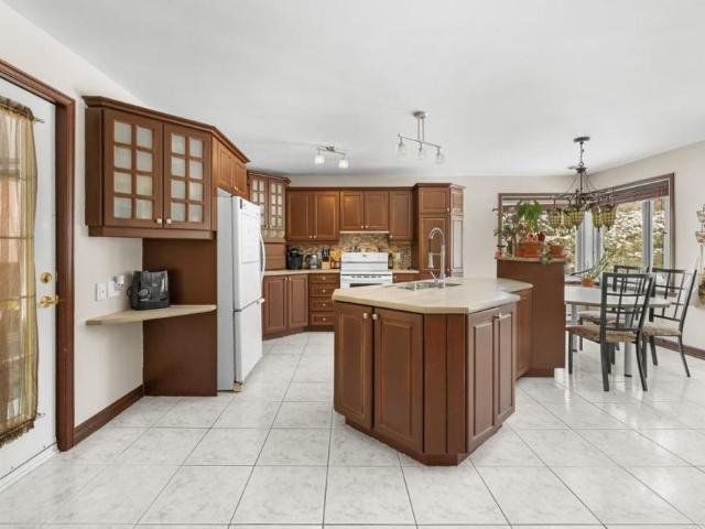 House for rent in Fossambault-sur-le-lac, Quebec