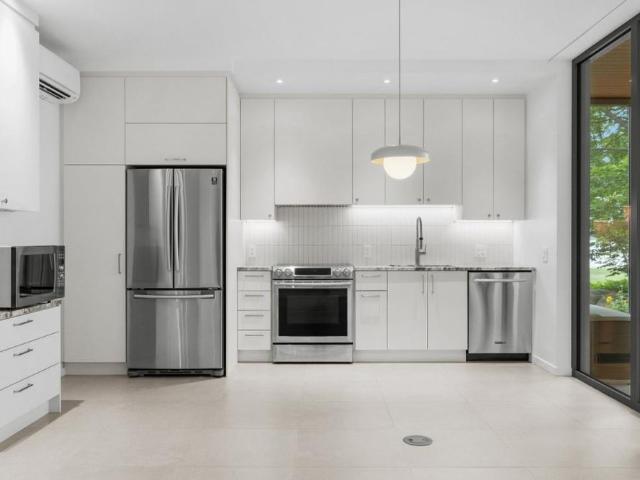 House for rent in Saint-augustin-de-desmaures, Quebec