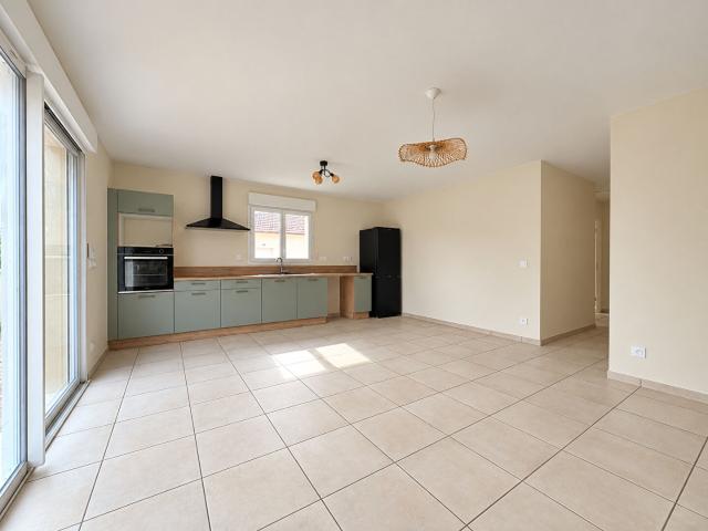 Maison location à Saint-Nizier-sous-Charlieu, Loire