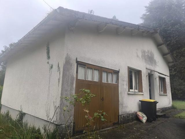 Maison vente à Confolens, Montrollet