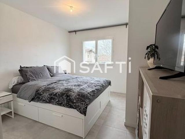 Villa vente à Bordeaux, Saint-sulpice-et-cameyrac