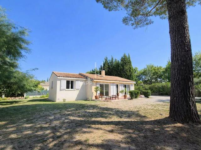 Maison vente à Arles, Saint-etienne-du-grès