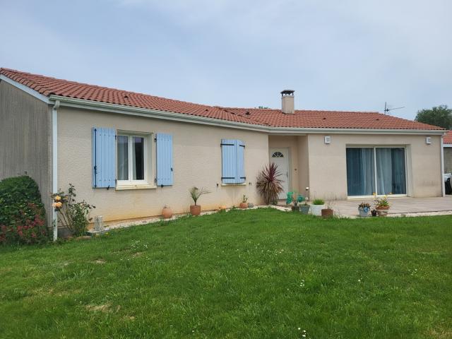 Maison vente à Bagnères-de-Bigorre, Lutilhous