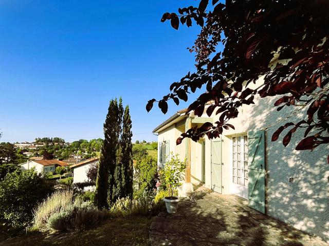 Maison vente à Angoulême, Montmoreau-saint-cybard