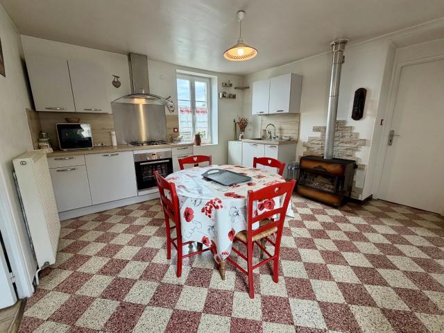 Maison vente à Velle, Villapourçon