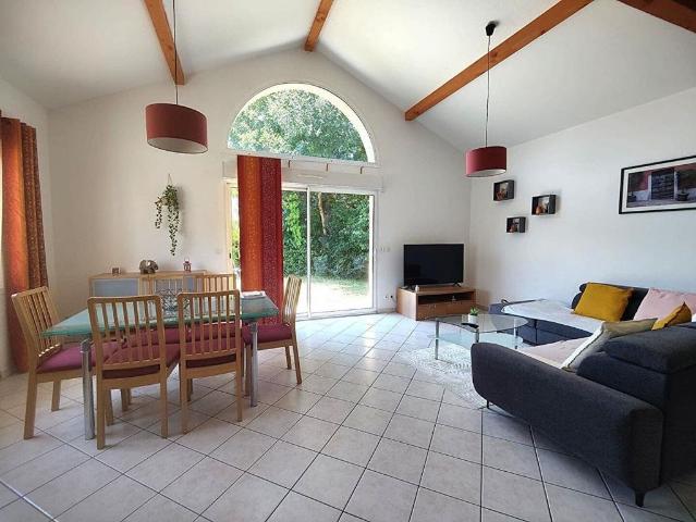 Maison vente à Grenoble, La Buisse