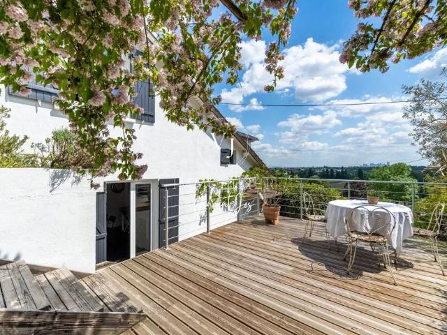 Maison vente à Saint-Germain-en-Laye, Le Pecq
