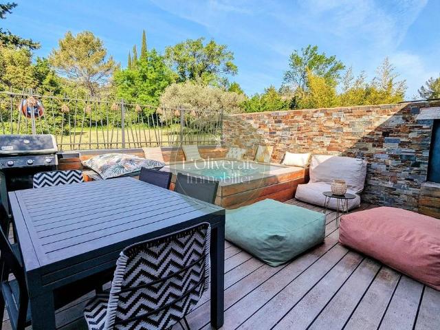 Maison vente à Marseille, Roquevaire