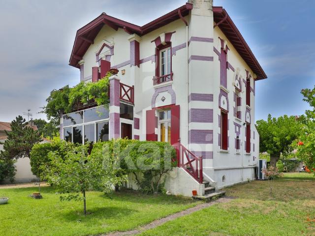 Maison vente à Arcachon, Salles