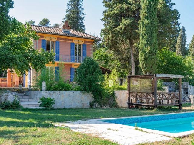 Maison vente à France métropolitaine, Contes