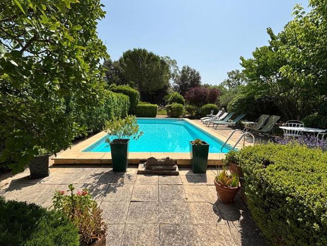 Maison vente à Nîmes, Uzès