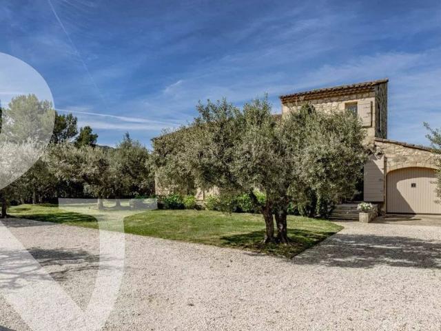 Maison vente à Arles, Eygalières