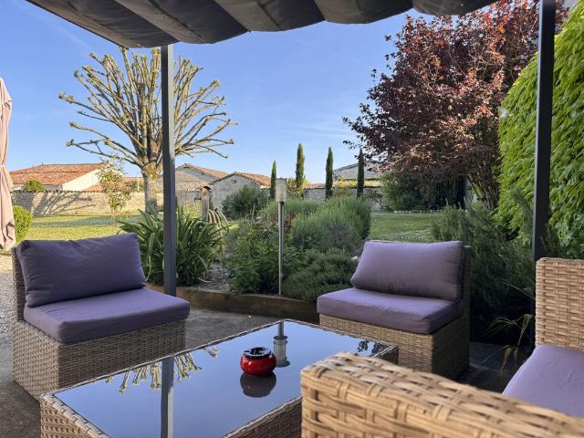 Maison vente à Cognac, Vignolles