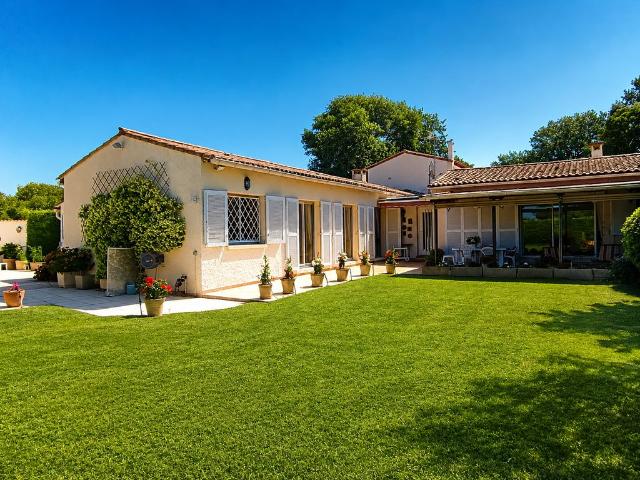 Maison vente à Nîmes, Garons