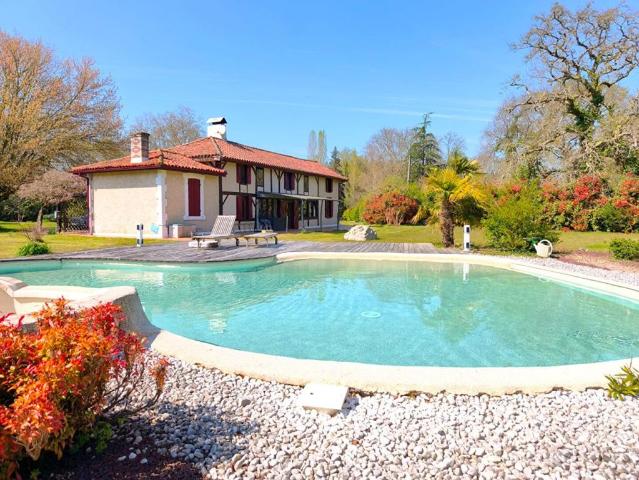 Maison vente à Mont-de-Marsan, Luglon