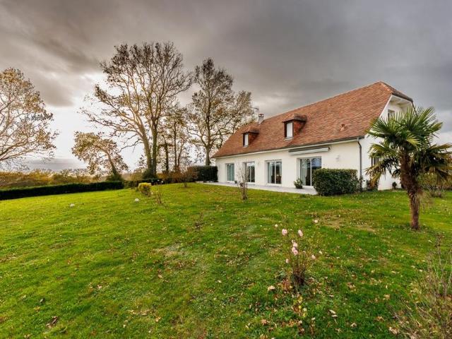 Maison vente à France métropolitaine, Sauveterre-de-béarn