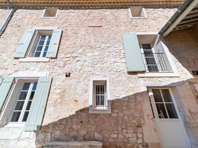 Maison vente à Carpentras, Pernes-les-fontaines