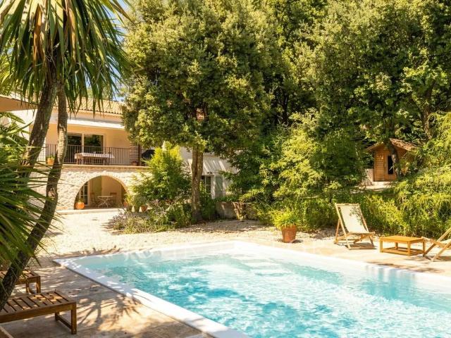 Maison vente à Aix-en-Provence, Vernègues