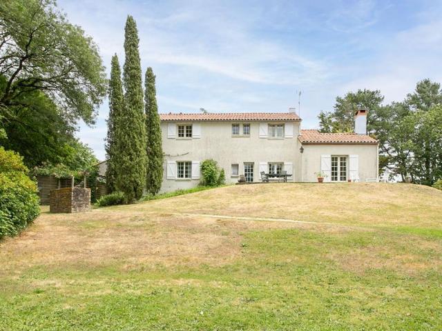 Maison vente à Nantes, Clisson