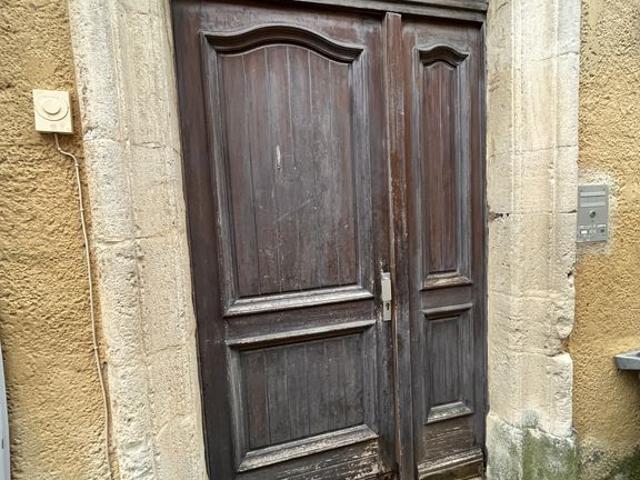 Maison vente à Nîmes, Bezouce