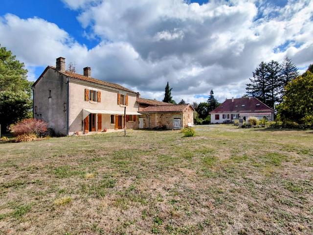 Maison vente à Nontron, Lempzours