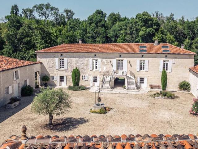 Maison vente à Bourg-charente, Charente