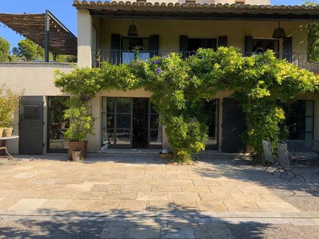 Maison location à Arles, Mouriès