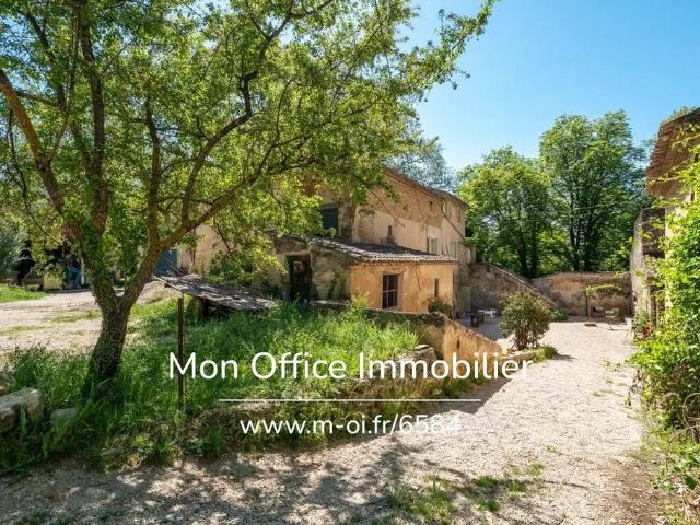 Maison vente à Apt, La Tour-d'aigues