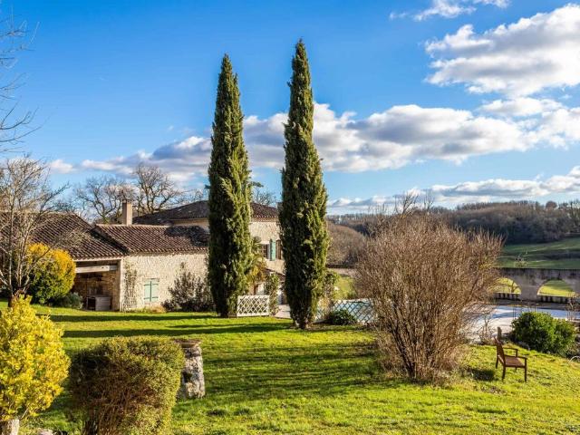 Maison vente à Castelsarrasin, Bourg-de-visa