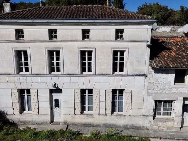 Maison vente à Saintes, Chaniers