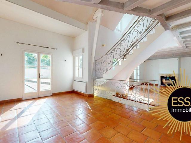 Maison vente à Saint-Germain-en-Laye, Saint-nom-la-bretèche