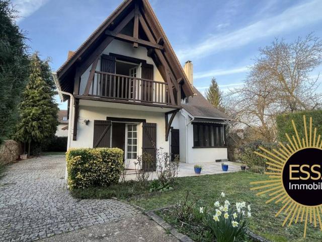 Maison vente à Saint-Germain-en-Laye, Saint-nom-la-bretèche