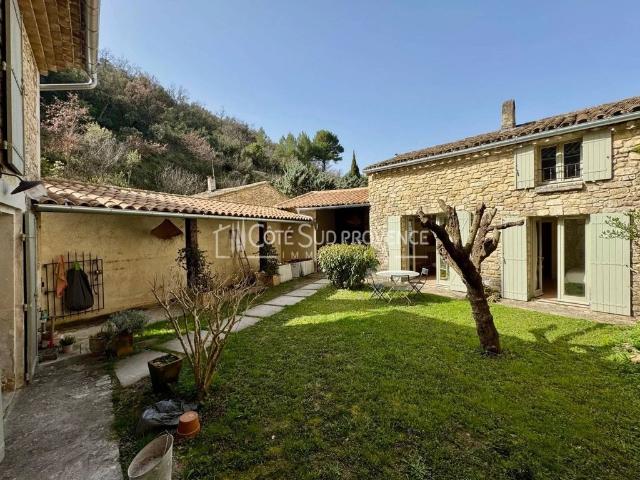 Maison vente à Carpentras, Le Beaucet