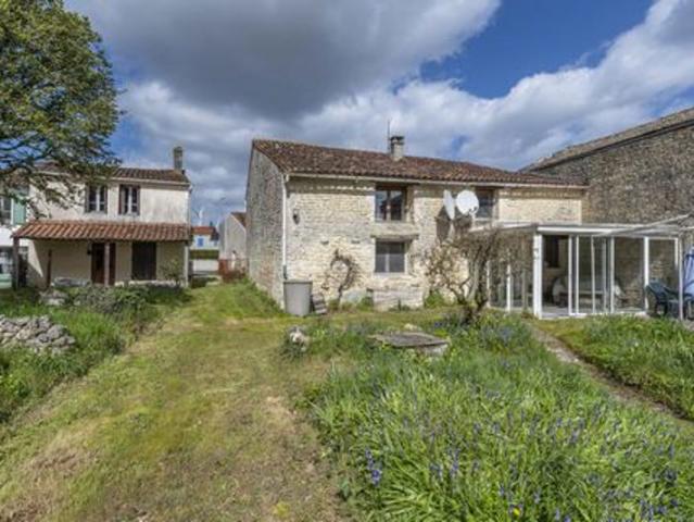 Maison vente à Saint-Jean-d'Angély, Coivert