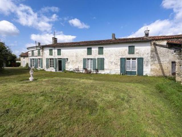 Maison vente à Saint-Jean-d'Angély, Coivert