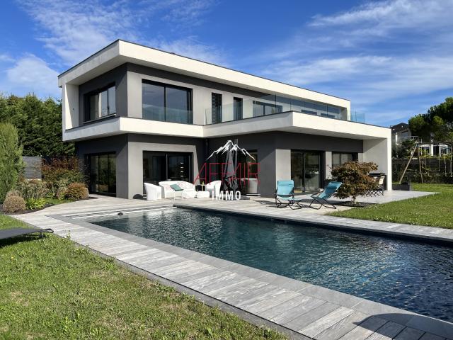 Maison vente à Saint-Julien-en-Genevois, Vétraz-monthoux