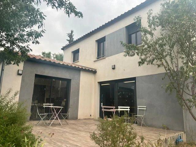 Maison vente à Nîmes, Remoulins
